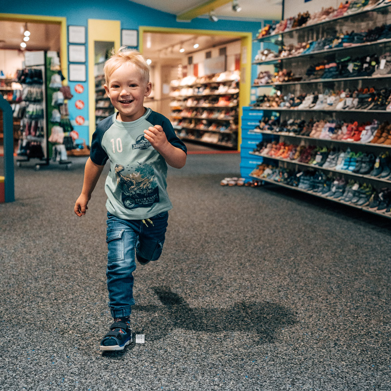 Salge-Schuhhaus-Calberlah-Kinderschuhe-746183 Schuhhaus_Salge_Schuhsortiment_Kinderschuhe